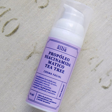 Crema Facial Propóleo Matico Niacinamida Tea Tree de Apicola del Alba 50 ml